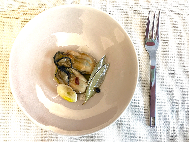 牡蠣のオイル漬け